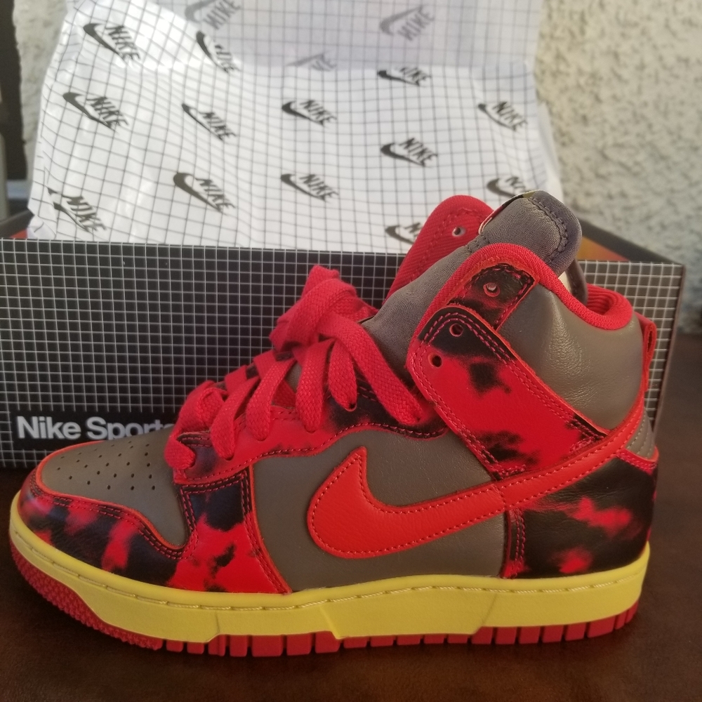 Nike Dunk Hi 1985 Red Acid Wash